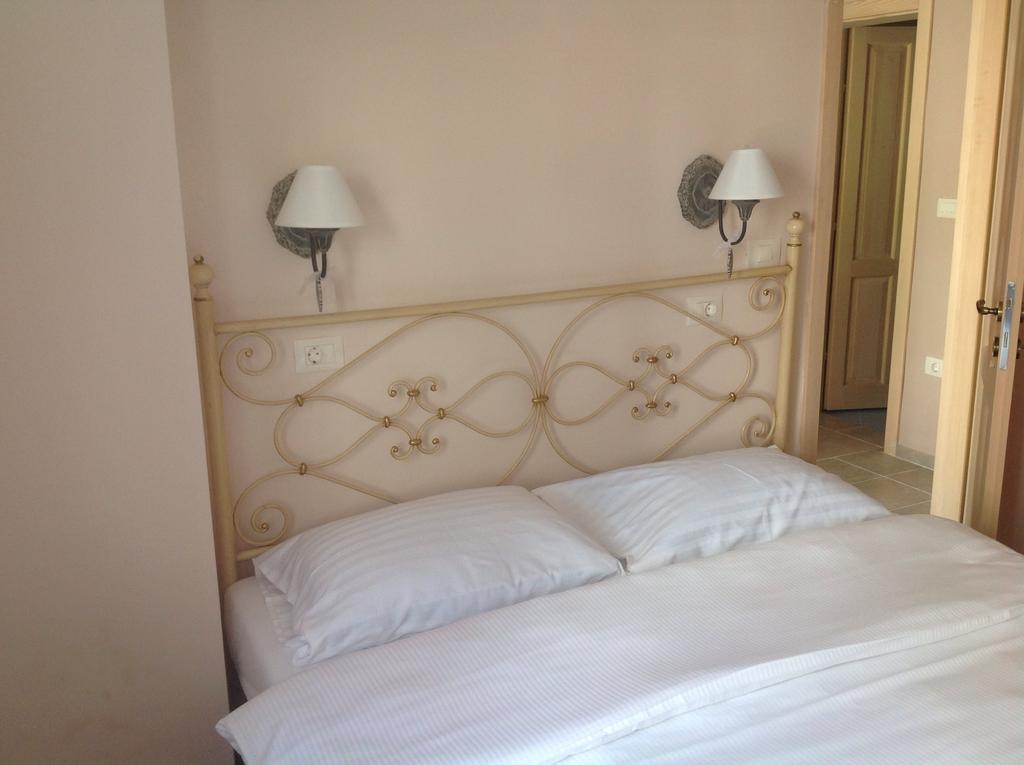 Apartment Provance Pula Cameră foto